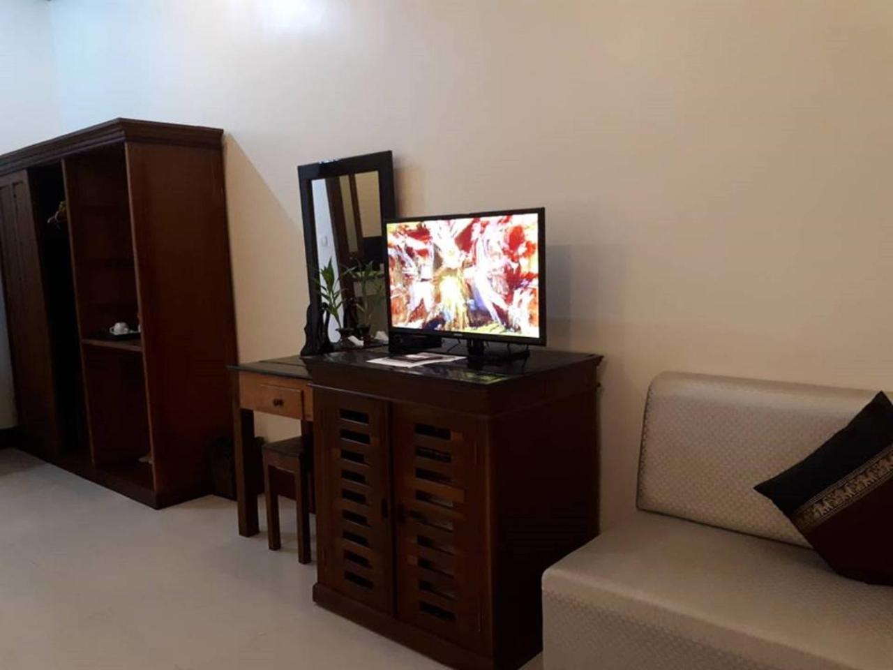 Отель Visoth Boutique Сиемрип Экстерьер фото